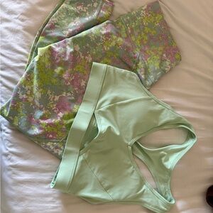 Fabletics Mint and Floral Leggings Sz M